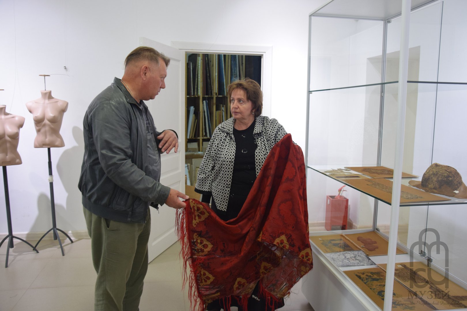 Выставка «Текстиль, как исторический источник»