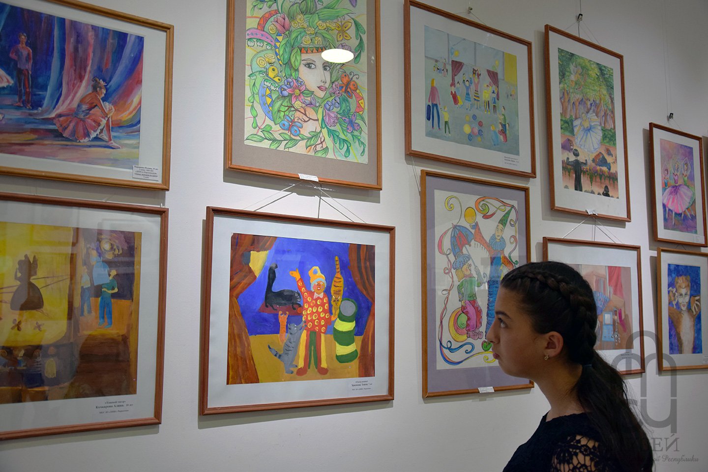 1 июня в Картинной галерее откроется традиционная республиканская выставка творческих работ учащихся детской художественной школы и художественных отделений детской школы искусств.